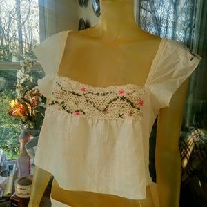 *3/$30* LaRok Linen Blend Crop Top Size L